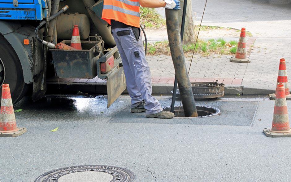 pompe déboucheur canalisation Évry